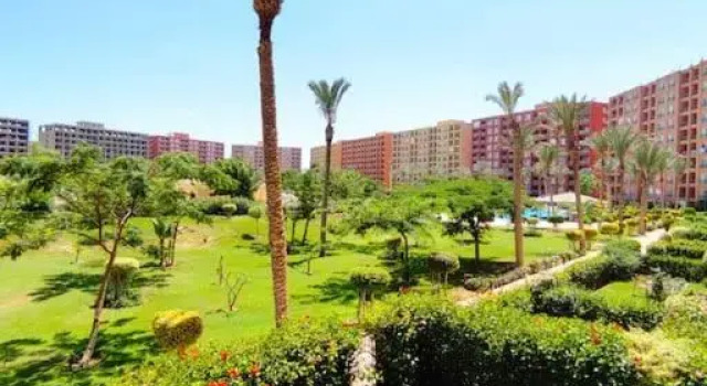 Beautiful chalet in Golf Porto Marina 2 Bedrooms, Boek Chalet Villa's in North Coast, Villa