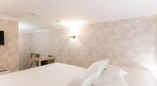 Двухместный номер Standard Дуплекс Golden Tree Hotel