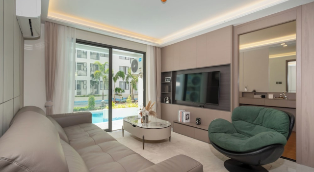 Семейный люкс с 2 комнатами с видом на бассейн Capri Residence Bangtao