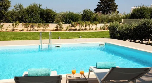 Вилла Twin Suns Luxury Villas