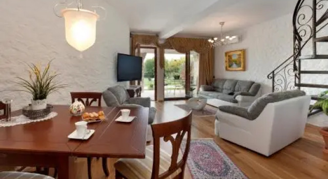 Villa Castello Rausch, Đặt Biệt thự Khách sạn ở Poreč Riviera bao gồm bữa sáng, Bữa sáng