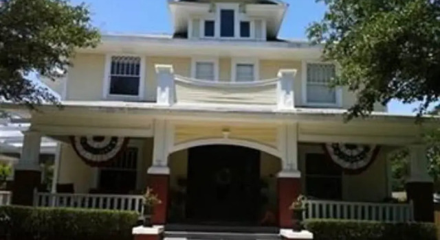 Rosen House Inn - Bed And Breakfast, Забронировать Отель Форт-Уэрт Dallas - Fort Worth Metropolitan Area, рядом с Медицинский центр