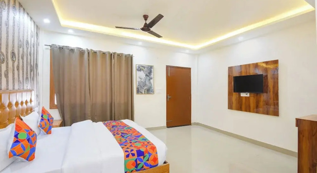 Fabhotel Wild Hibiscus Resort, Rezervovat Lázně / Resort Nainital Uttarakhand