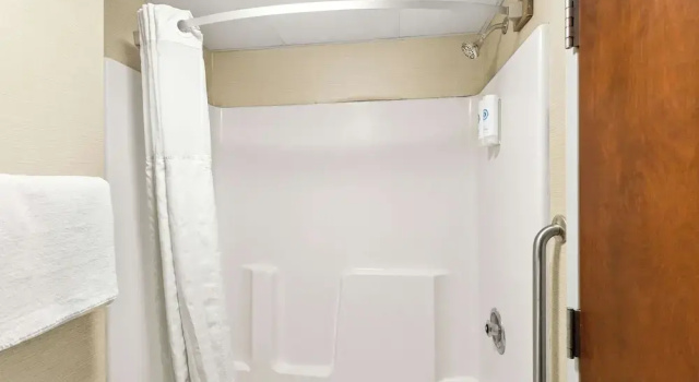 Люкс Comfort Inn White River Junction