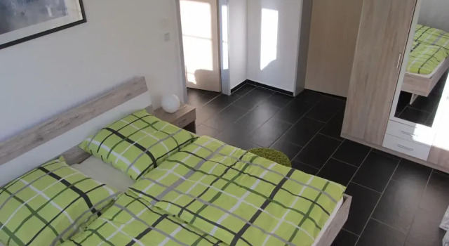 Апартаменты с балконом и с видом на сад Ferienwohnung Neuenbau