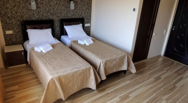Двухместный номер Standard с балконом Hotel Iberia