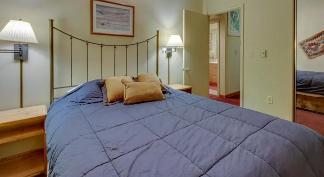 Snowcrest Condominiums, Book Hotel Hoteller i Crested Butte Mountain med parkering, Parkering