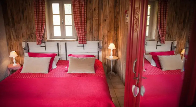 Трёхместный семейный номер Standard Chambres dhôtes La Combe de Redoles