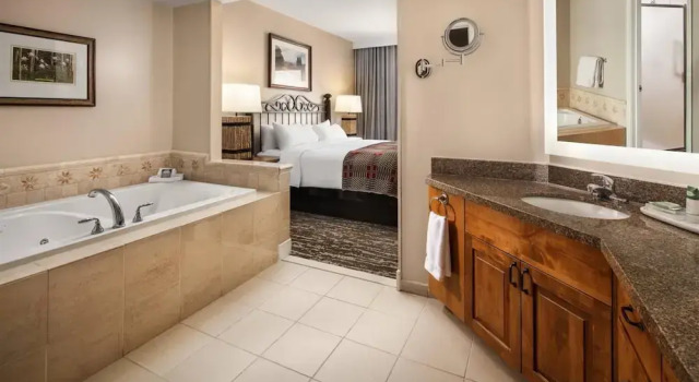 West Vail 2 Bedroom Condo at Streamside, Забронировать Апартаменты/квартира Отели Вейл с парковкой, Парковка