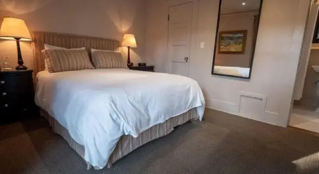 Номер Comfort The Upham Hotel