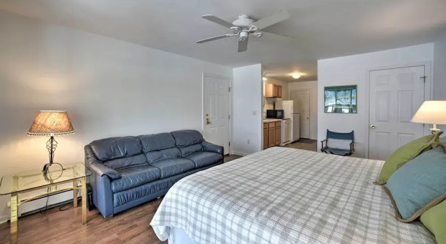 Bolton Landing Suite w/ Deck, Lake George Access, Забронировать Апартаменты/квартира Болтон-Лендинг Adirondack Mountains, рядом с Музейный комплекс Sembrich