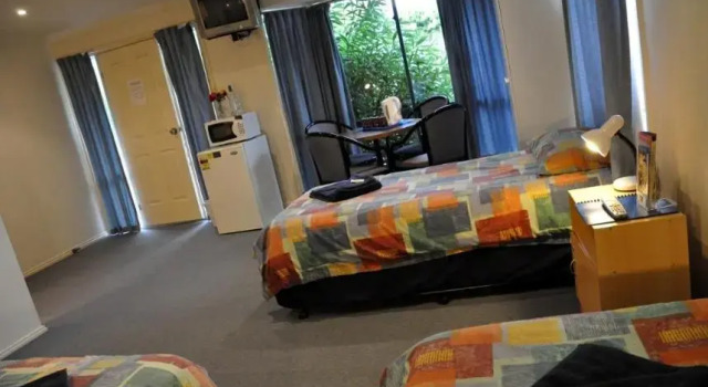 Номер Standard West City Motel
