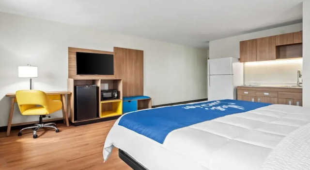 Двухместный номер Standard Days Inn by Wyndham Lancaster PA Dutch Country