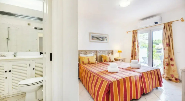 Albufeira Family Holidays at Balaia 143, Rezerwuj Apartament Hotele w Algarve z parkingiem, Parking