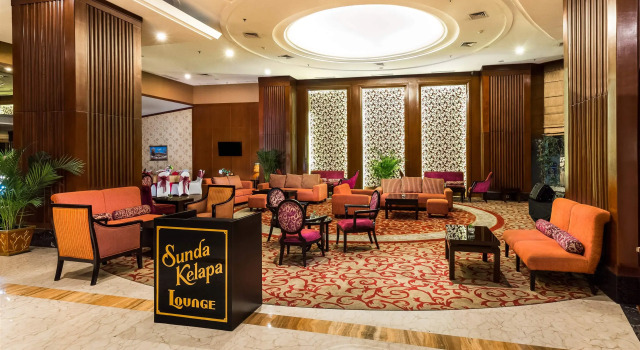 Best Western Mangga Dua Hotel and Residence, Rezervați Hotel Hoteluri în Jakarta cu parcare, aproape de ITC Mangga Dua, Parcare
