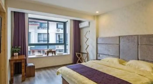 Sanqiushu Meixue Hotel (Wuyishan Yilv Yangguang No.3 Branch), Book Hotel Hoteller i Nanping med pool, Swimmingpool