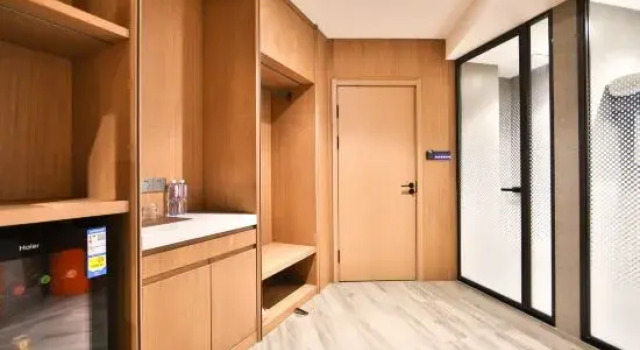 Люкс Business Yilong Hotel (Jilin Railway Station Fortune Plaza)