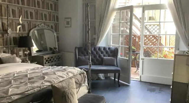 Номер Deluxe A Room in the City - West