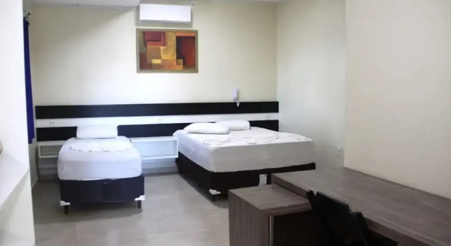 Трёхместный номер Standard Hotel Barroso