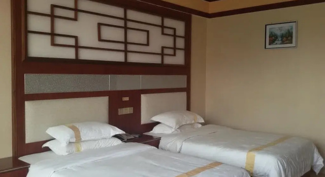 Ruixin Fashion Inn, Prenota Hotel Hotel a Shandong con parcheggio, Parcheggio