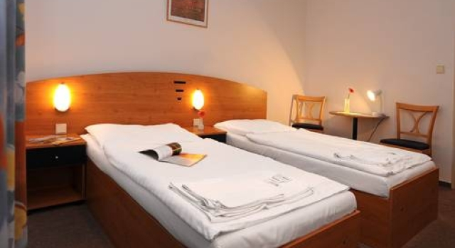 Hotel Sorea Máj, Rezervovat Hotel Hotely v Žilinský kraj s parkováním, Parkování