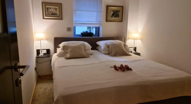 Полулюкс Madison Luxury Apartments & Rooms