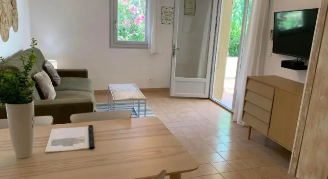 Коттедж Les Pins de Santa Giulia