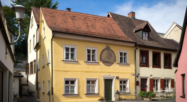 Gästehaus Hölle 12, Reserva ahora Hostal o pensión Hoteles en Alta Franconia con aparcamiento, Aparcamiento