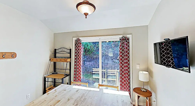 15450 Rockaway Beach - 2 Br Home, Prenota Casa vacanze Hotel a Oregon con parcheggio, Parcheggio