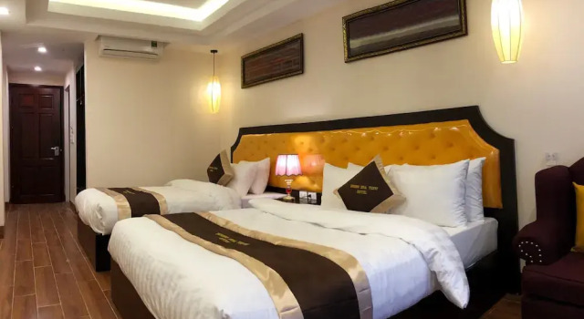 Трёхместный номер Deluxe с балконом Muong Hoa View Hotel