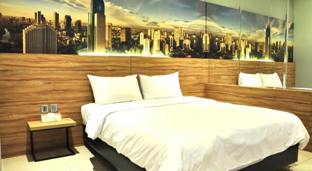Orange Inn Hotel Mangga Besar, Забронировать Отель Отели Джакарты с парковкой, рядом с Glodok Market, Парковка