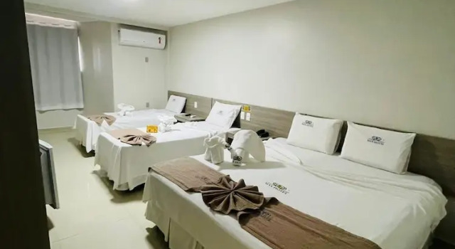 Superior Quádruplo quarto Max Hotel