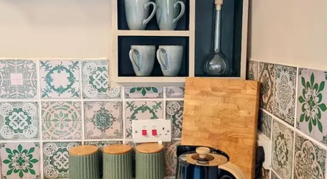 Коттедж 2 bedroom house within walking distance of town