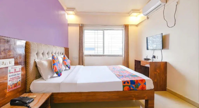 Номер Deluxe Fabhotel Kohinoor Residency