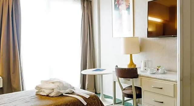 Номер Standard с видом на город Astir Patras Hotel