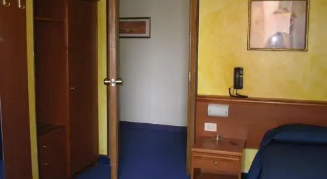 Albergo Cristallo, Buchen Sie Hotel Legnano Lombardei