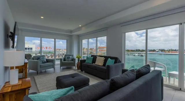 Номер Standard Magnificent 2 Bedroom corner condo with THE VIEW