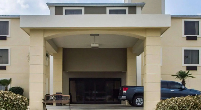 Четырёхместный люкс Comfort Inn Amite City