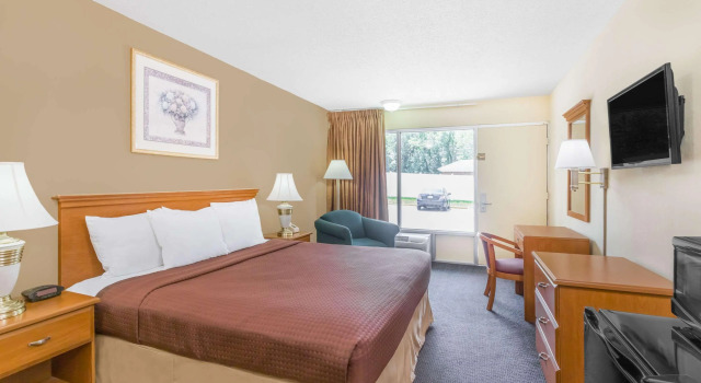 Days Inn by Wyndham Christiansburg, Reserva ahora Hotel Christiansburg 