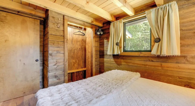 Dreamy Penrose Cabin w/ Panoramic Mountain Views
