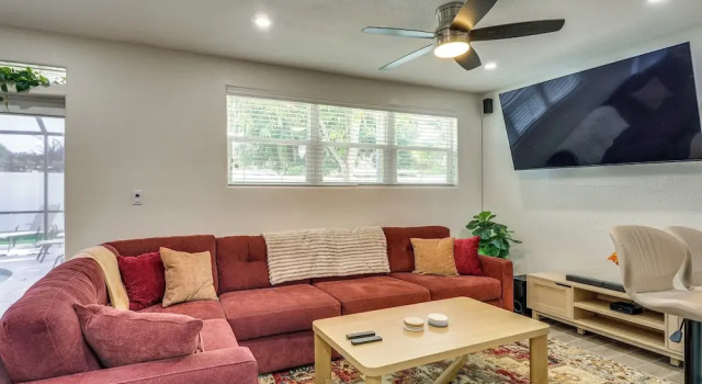 Backyard Oasis: Fort Lauderdale Home Near Beach, Buchen Sie Ferienhaus Lauderhill Florida