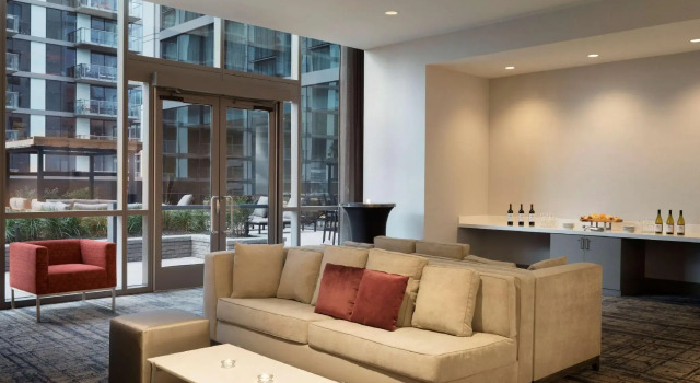 Hampton Inn Chicago West Loop Fulton Market Area, Rezerwuj Hotel Hotele w Illinois z basenem, Basen
