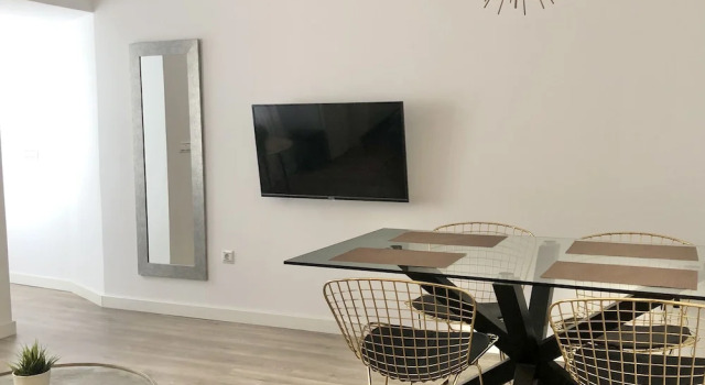 Апартаменты Comfort Suites La Merced Malaga365