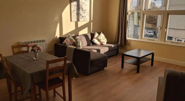 Lawrence House Apartments, Varaa Huoneisto Asunnot kohteessa Merseyside, Huoneisto