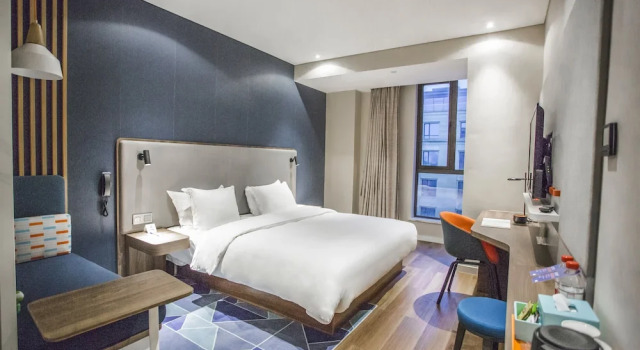 Двухместный номер Standard Holiday Inn Express Pudong Chuansha by IHG