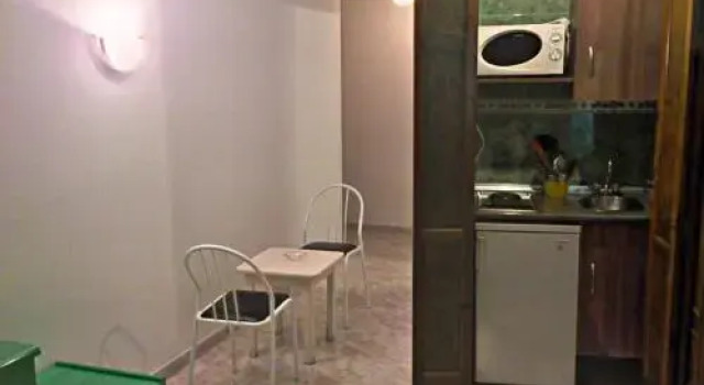 Apartamentos Balcón de Maro, Book Lejlighed Hoteller i Maro med parkering, Parkering