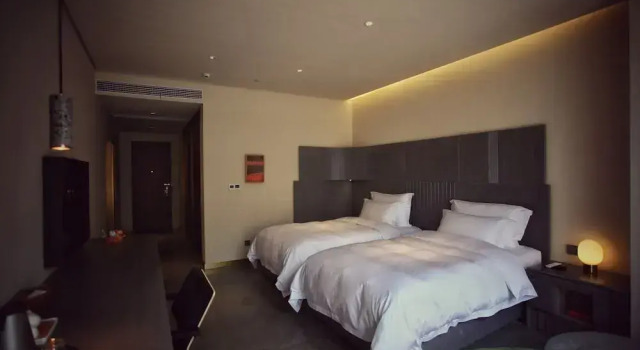ZuoYouKe Theme Hotel