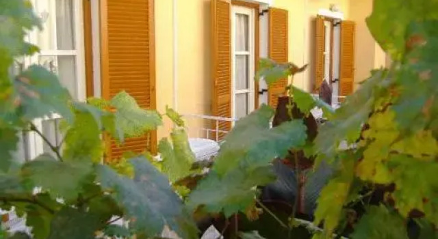 Aparthotel 3 stars Kavos