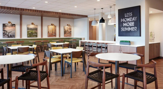 Fairfield Inn & Suites Grand Rapids North, Buchen Sie Hotel Grand Rapids 