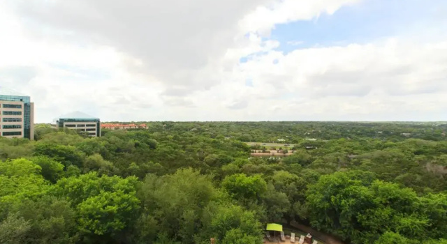 Номер Standard с видом на город Renaissance Austin Hotel